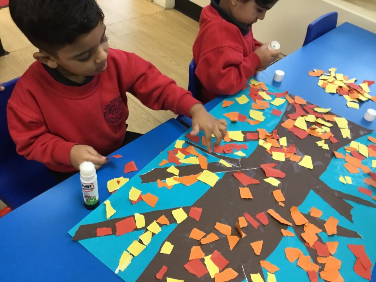 Paper Ripping Tree We ripped and teared paper to make our autumn tree picture. We worked ...